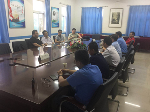 the meeting of slewing ring bearing la reunión del cojinete del anillo giratorio