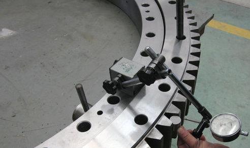 Mantenimiento del cojinete de giro de la excavadora hidráulica